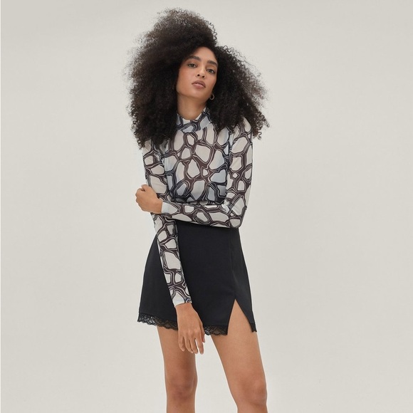 Animal Print Mesh Top - Picture 3 of 3